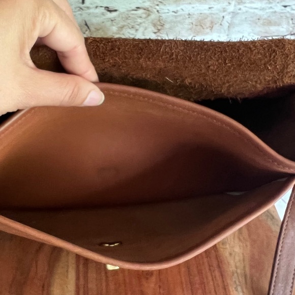Vintage Coach City Bag 9790 British Tan Leather Purse Crossbody Bag Made in USA - Picture 10 of 13